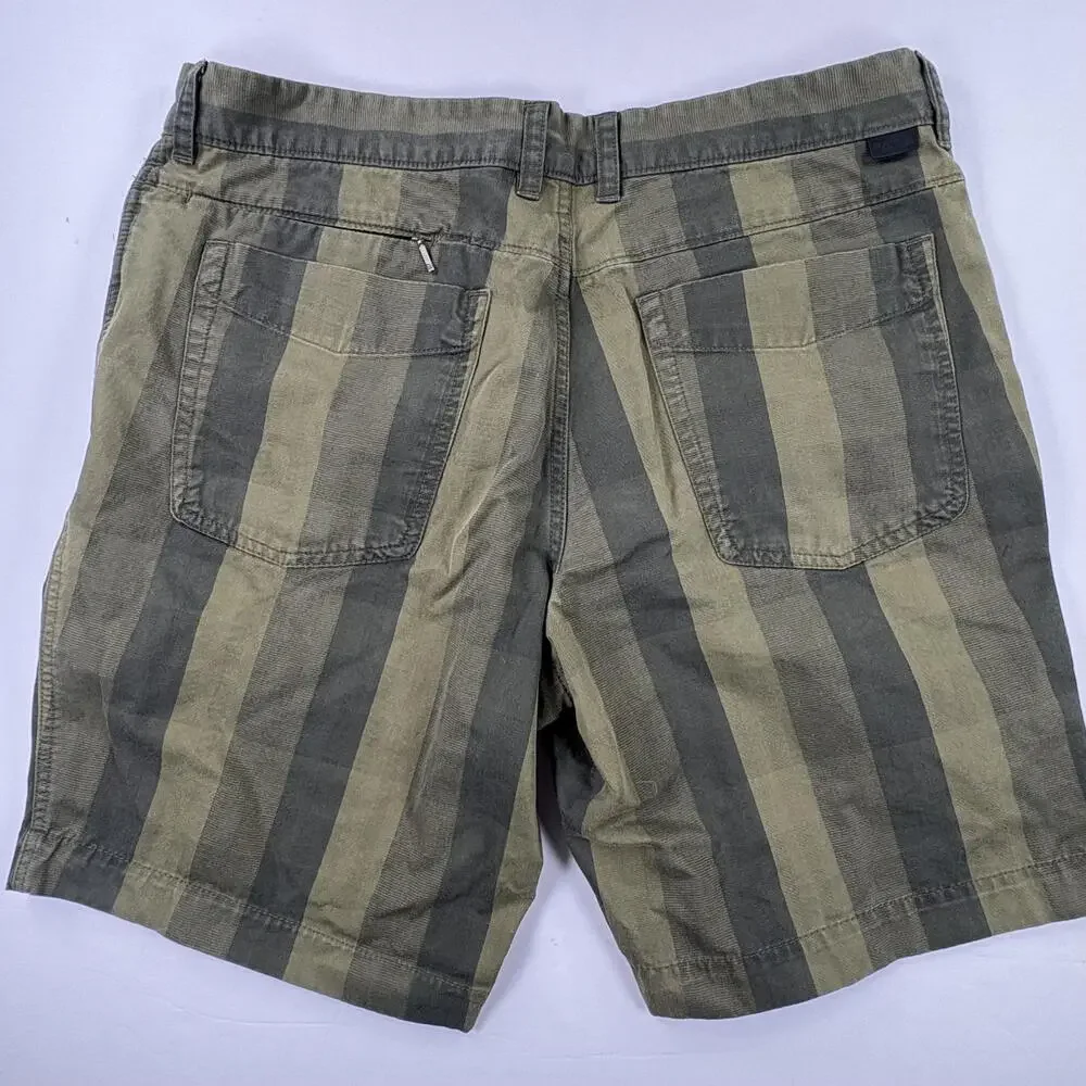 The North Face Chino Shorts Mens 36 Green Striped Stretch 9 Inseam Casual